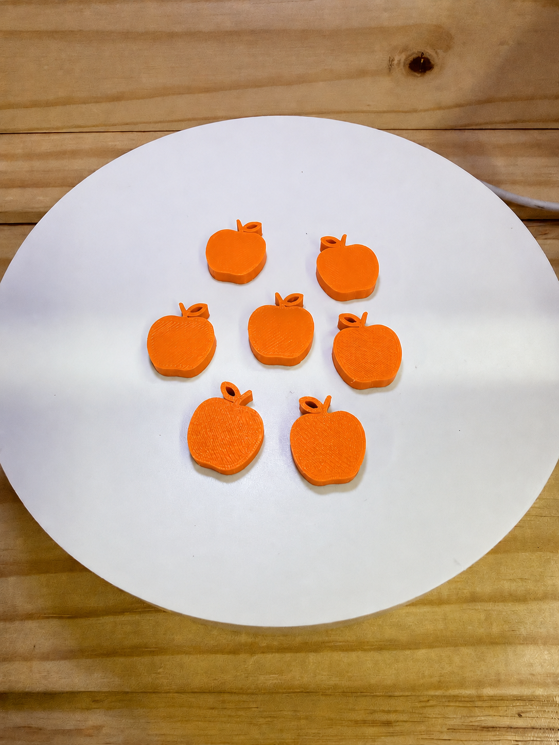 Apple Classroom Manipulatives – Pack of 50