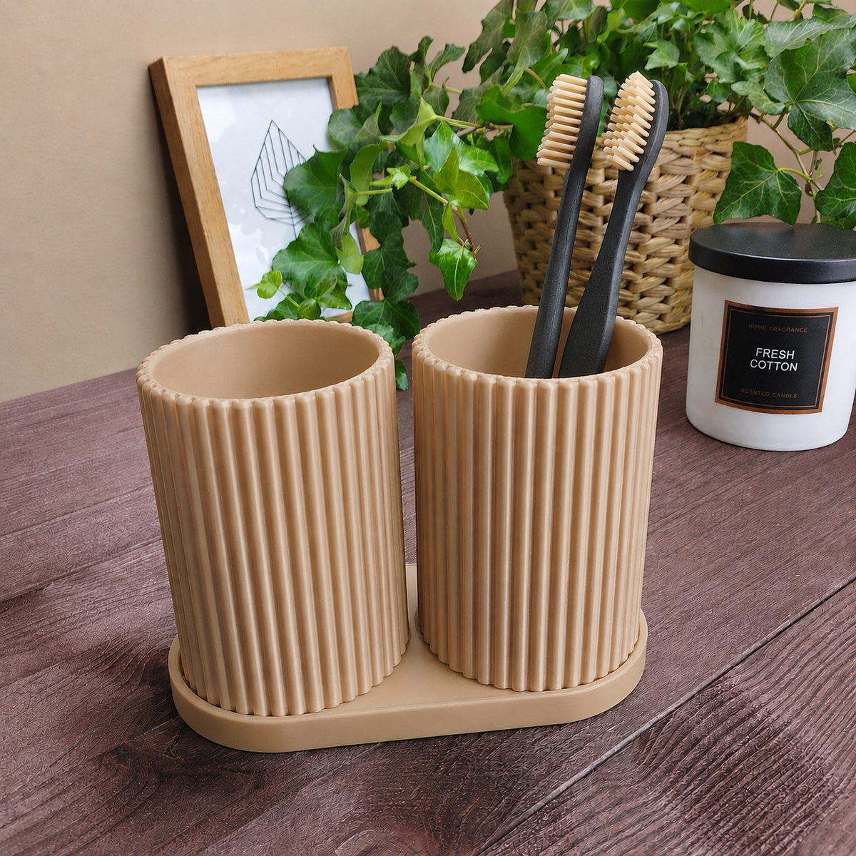 Ribbed Double Toothbrush Holder