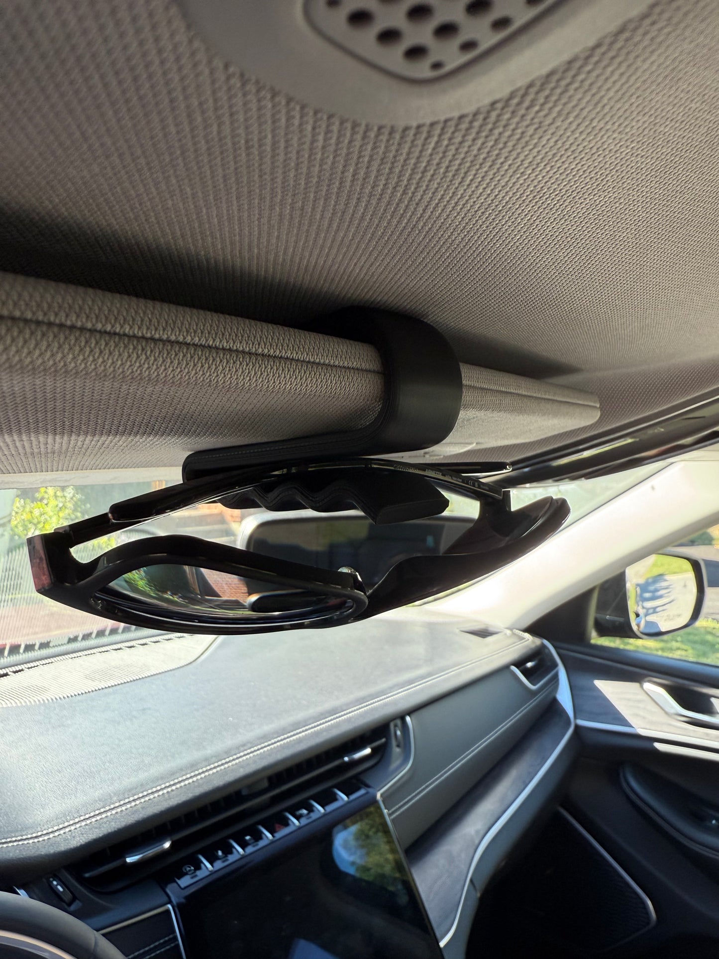 Universal Car Visor Sunglasses Holder – Glasses Clip Organizer