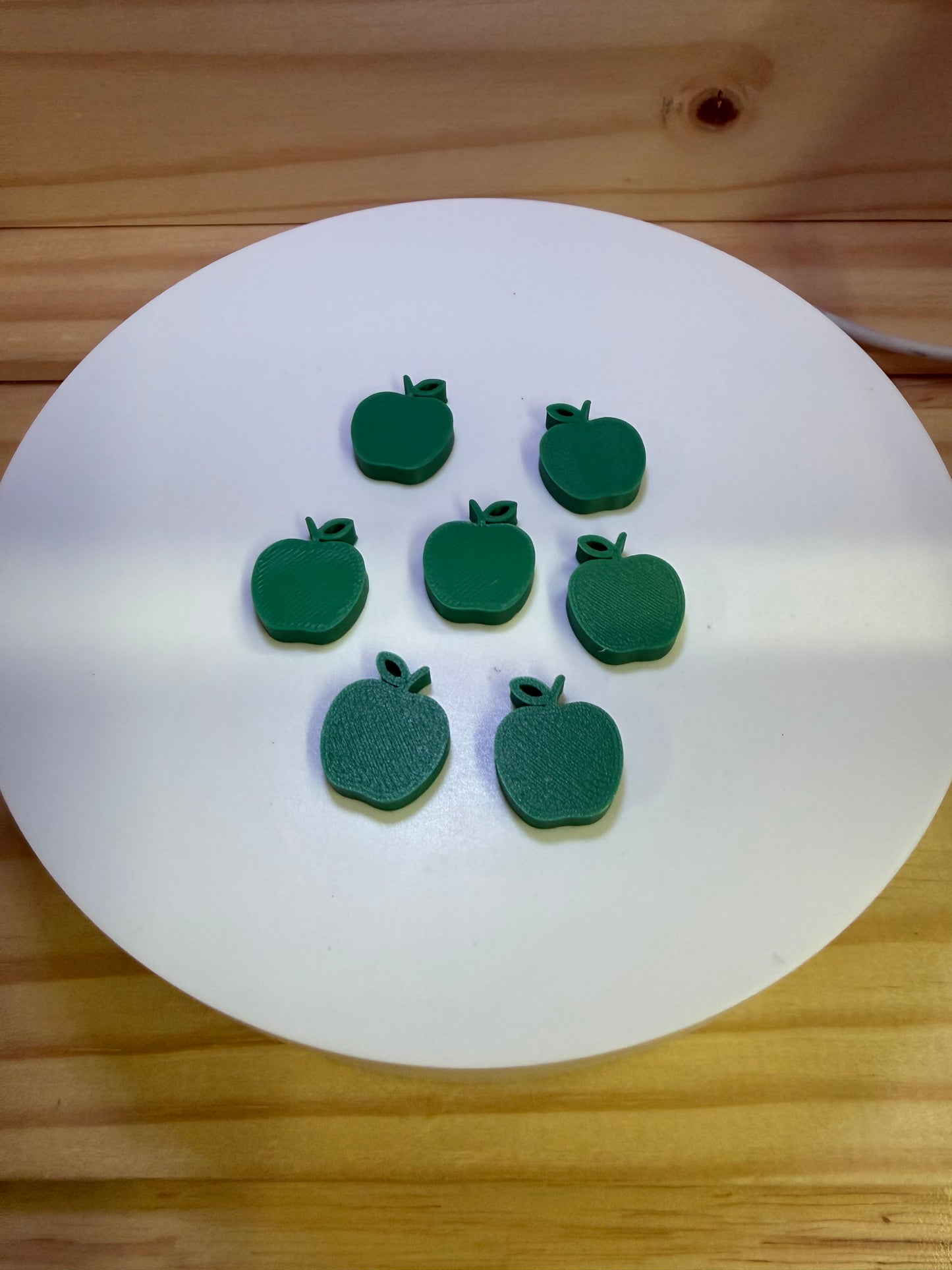Apple Classroom Manipulatives – Pack of 50