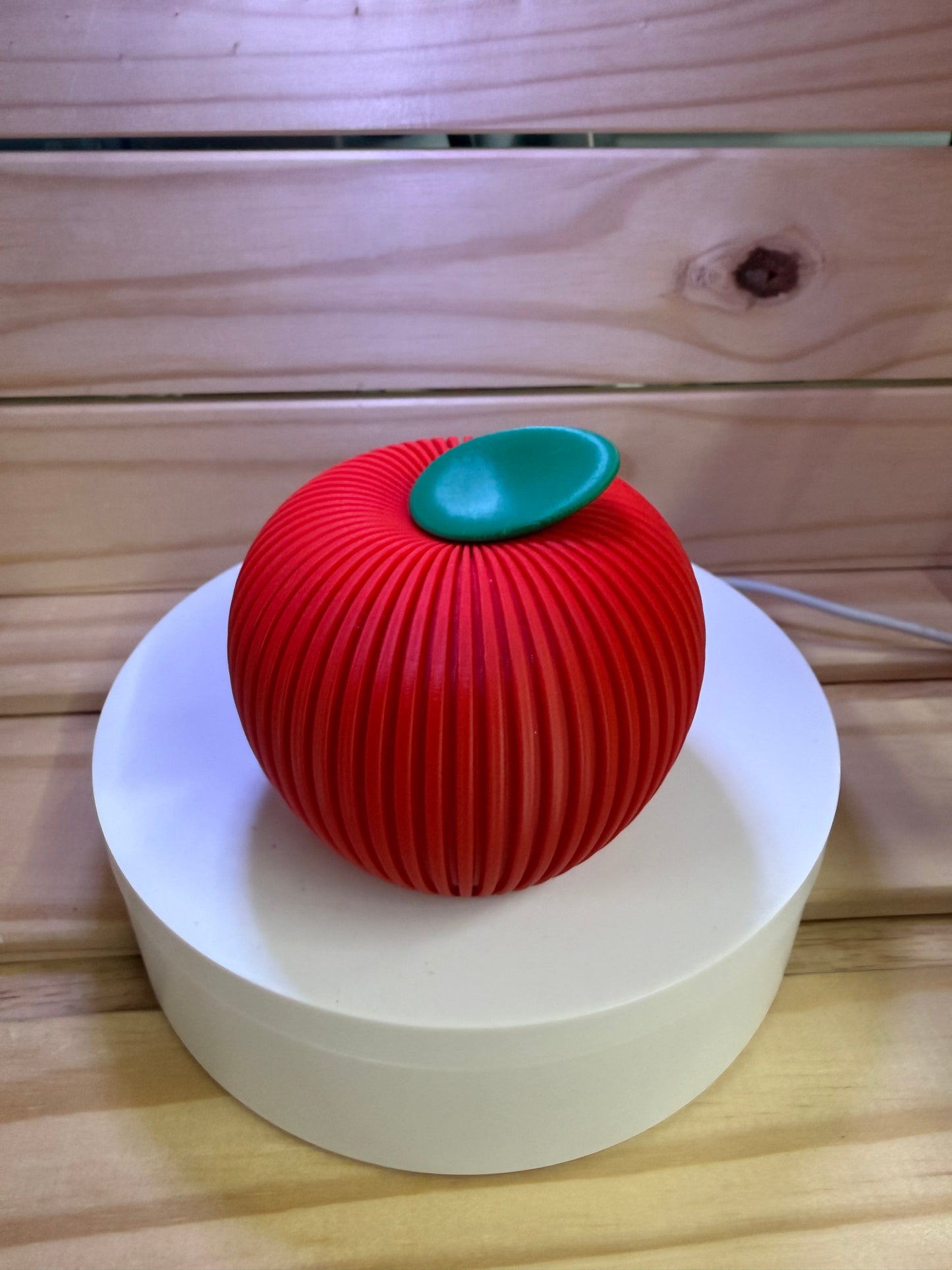 Decorative Teacher’s Desk Apple